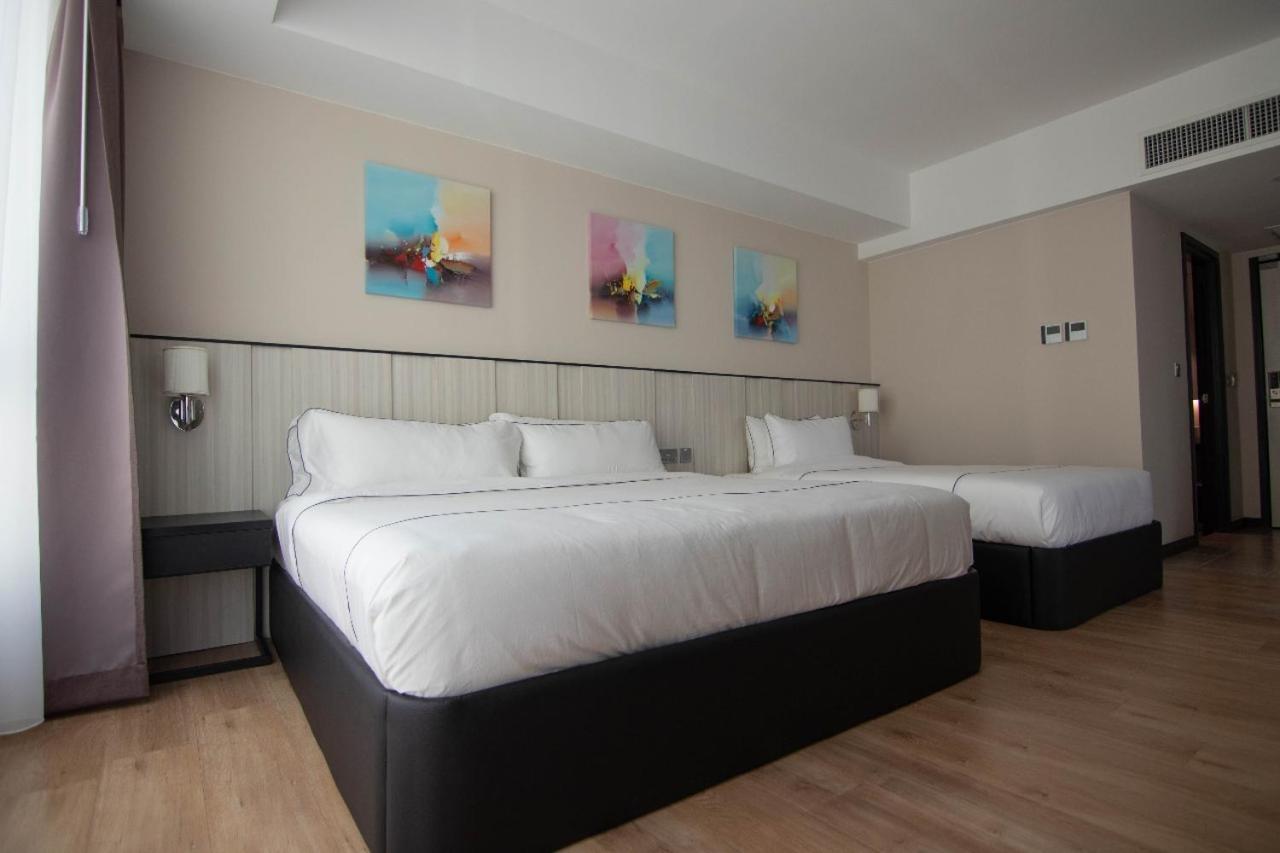 Higher Hotel Bandar Seri Begawan Ngoại thất bức ảnh