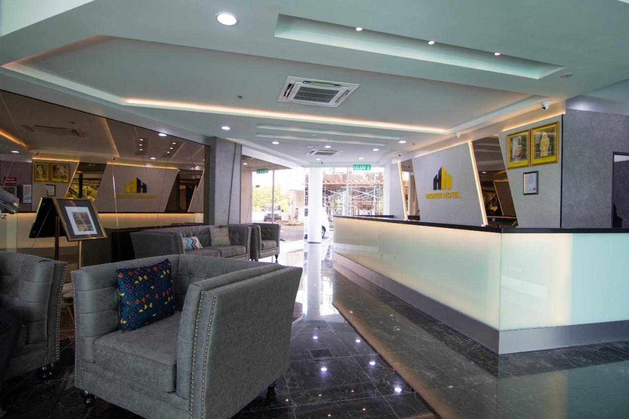 Higher Hotel Bandar Seri Begawan Ngoại thất bức ảnh