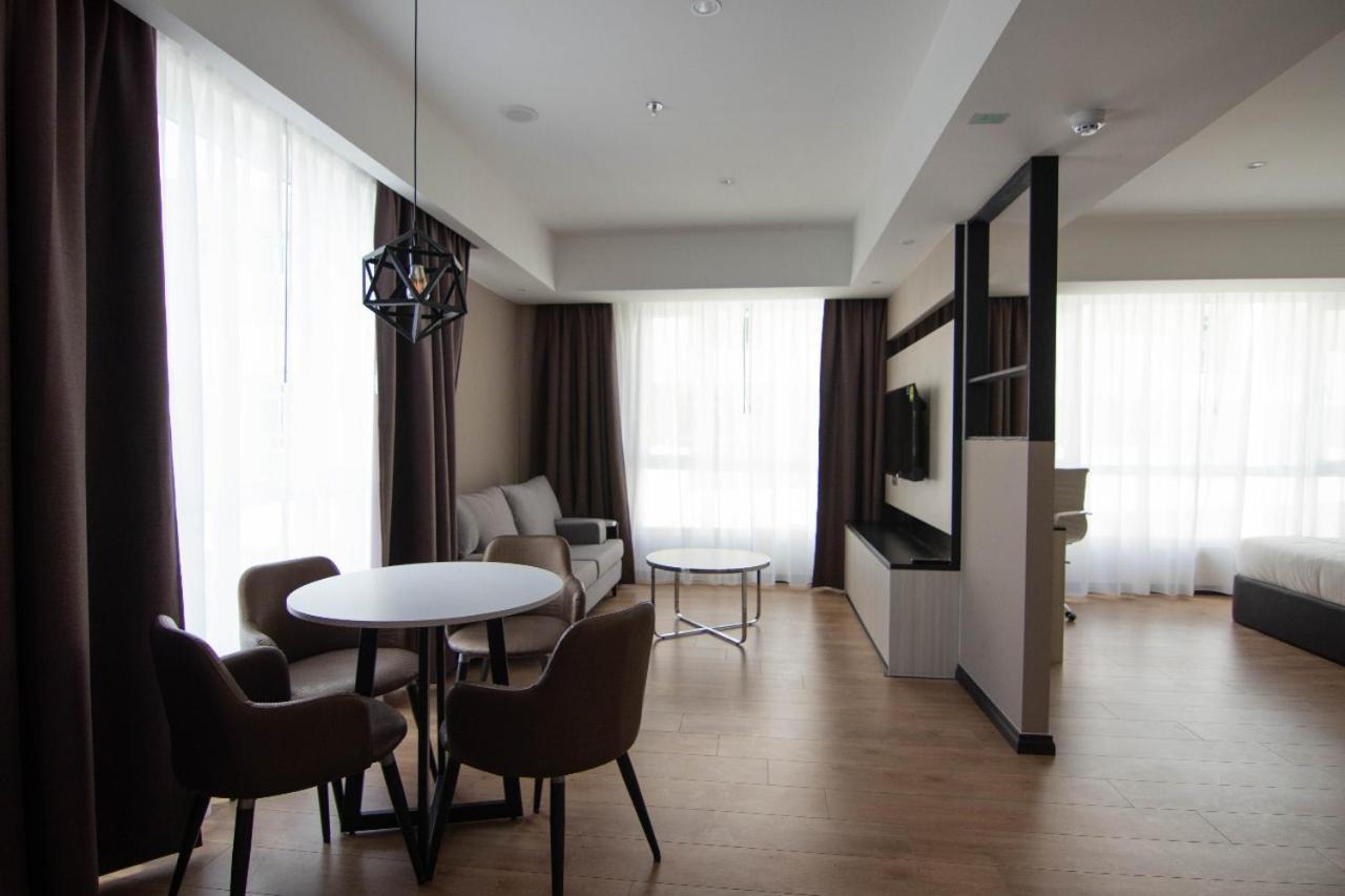 Higher Hotel Bandar Seri Begawan Ngoại thất bức ảnh