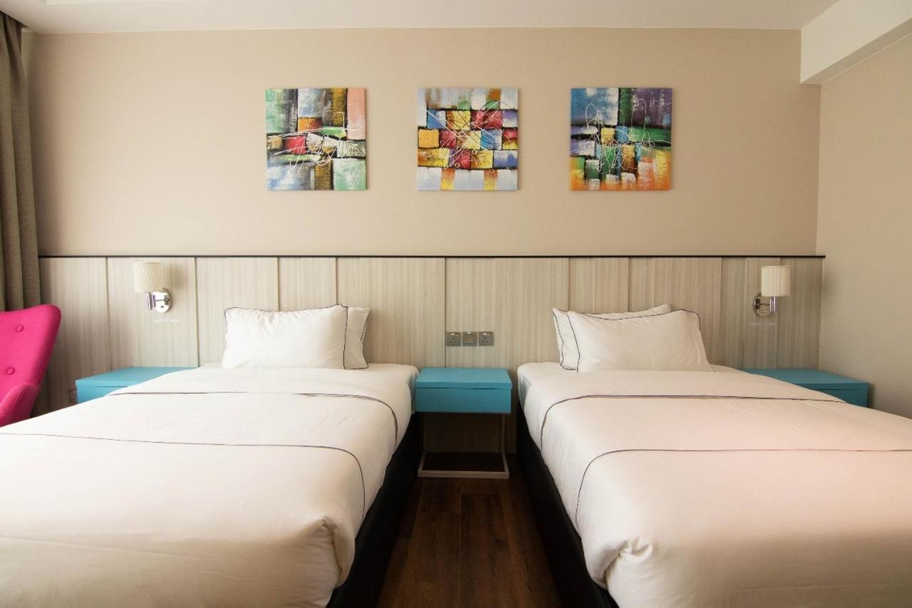 Higher Hotel Bandar Seri Begawan Ngoại thất bức ảnh